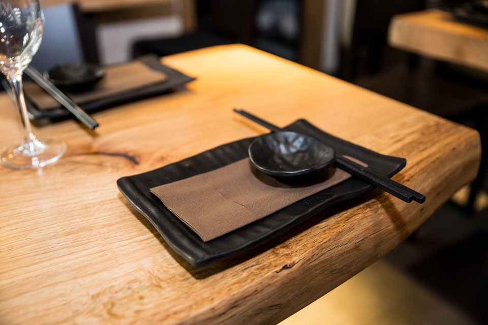 mesa-restaurante-nikkou